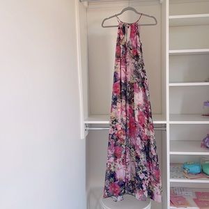 Gorgeous Maxi Dress! BNWT!